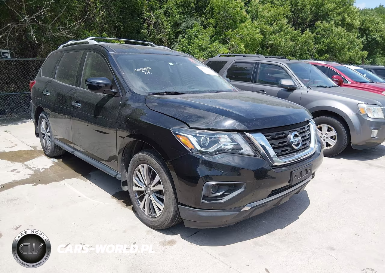 2019 Nissan Pathfinder S