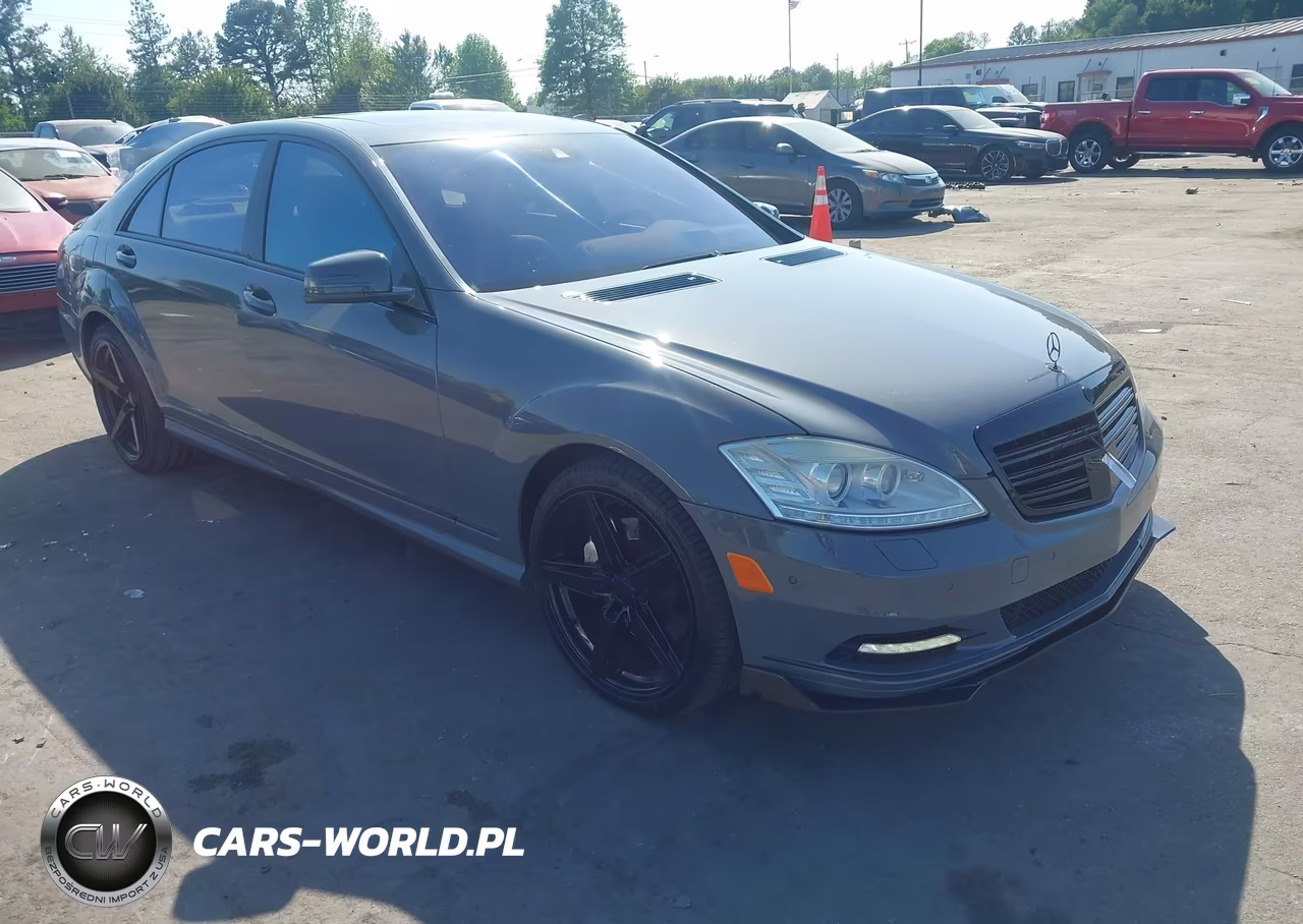 2010 Mercedes-Benz S 550