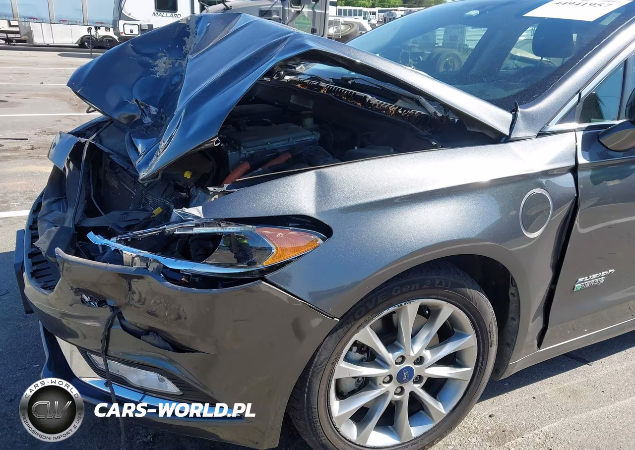 2017 Ford Fusion Energi Se Luxury VIN:3FA6P0PU1HR198930 - 6