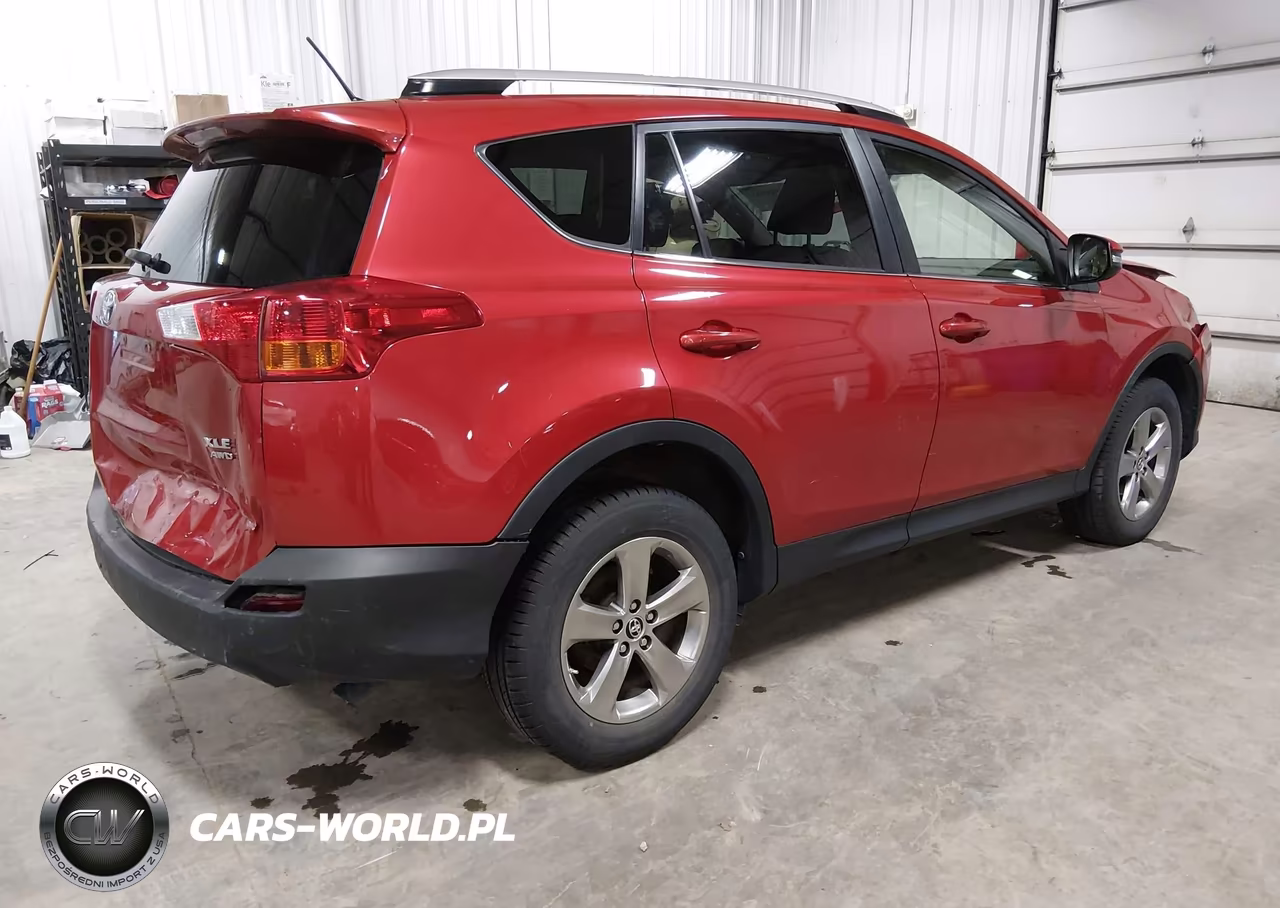 2015 Toyota Rav4 Xle VIN:JTMRFREV5FD146281 - 4
