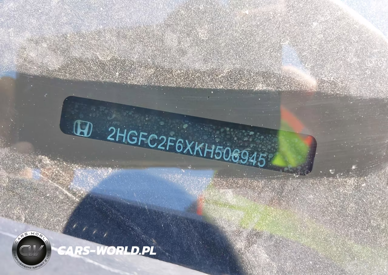 2019 Honda Civic Lx VIN:2HGFC2F6XKH506945 - 17
