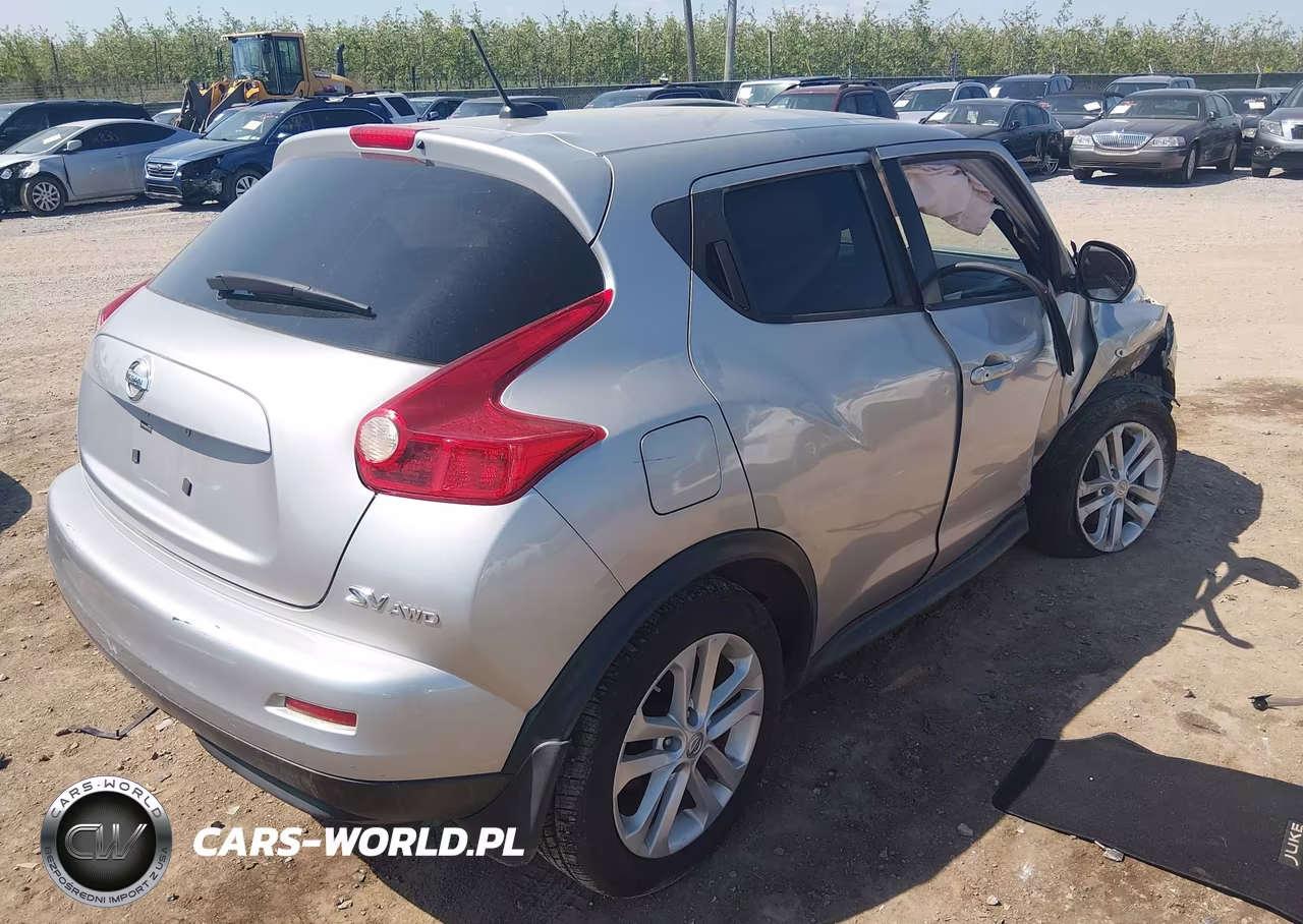 2011 Nissan Juke Sv VIN:JN8AF5MV8BT008150 - 4