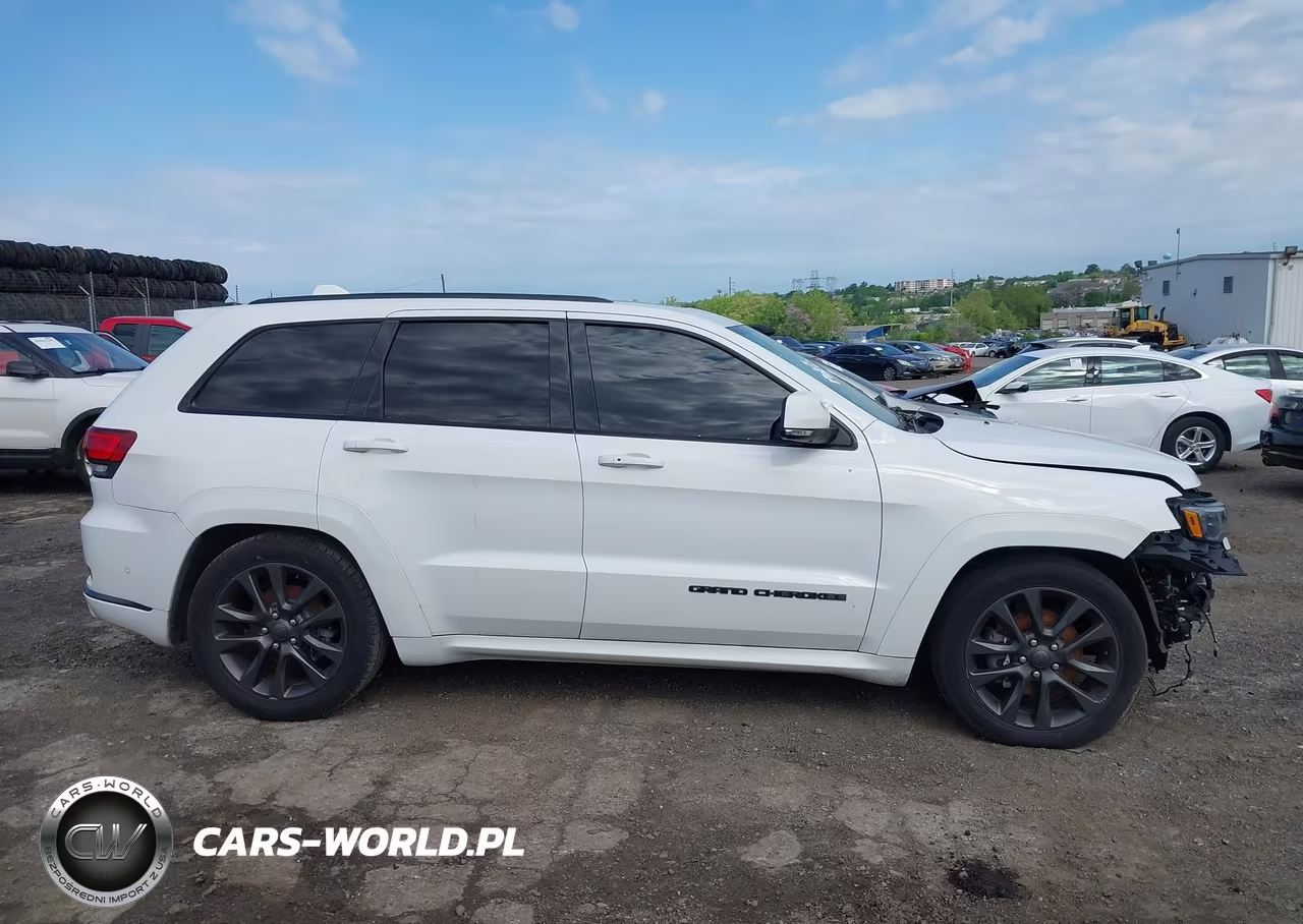 2018 Jeep Grand Cherokee High Altitude 4X4 VIN:1C4RJFCGXJC303772 - 13