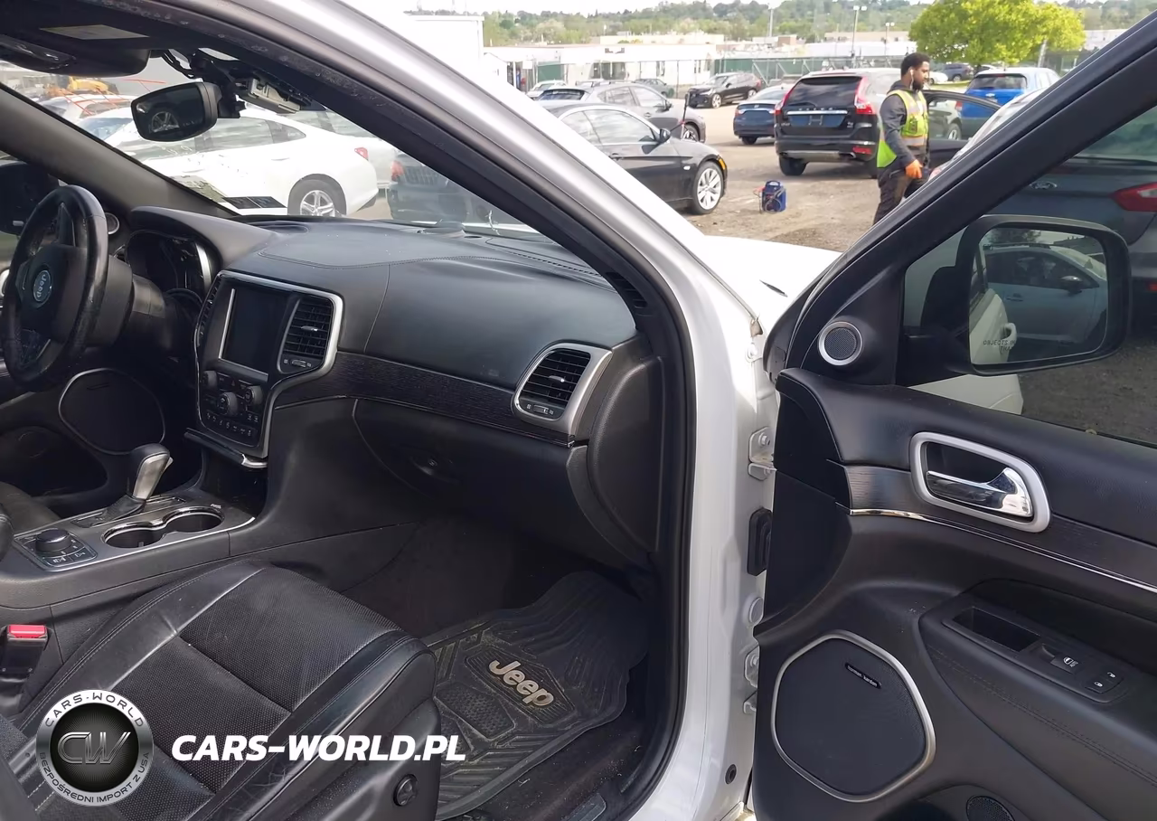 2018 Jeep Grand Cherokee High Altitude 4X4 VIN:1C4RJFCGXJC303772 - 5