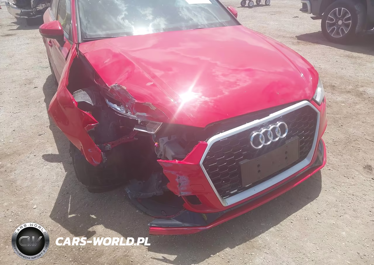 2019 Audi A3 40 Titanium Premium VIN:WAUAUGFF8KA097097 - 6