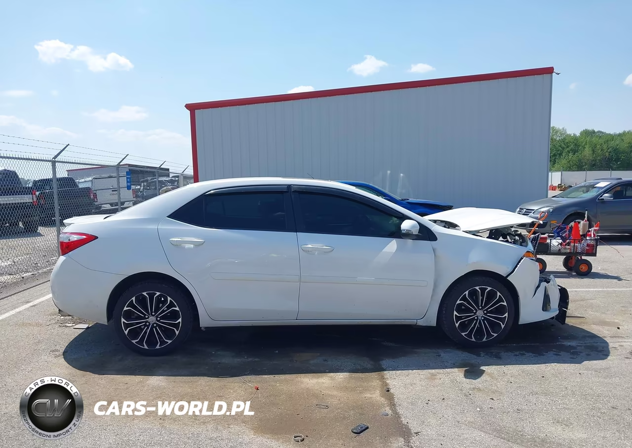 2015 Toyota Corolla S Plus VIN:2T1BURHE2FC462107 - 13