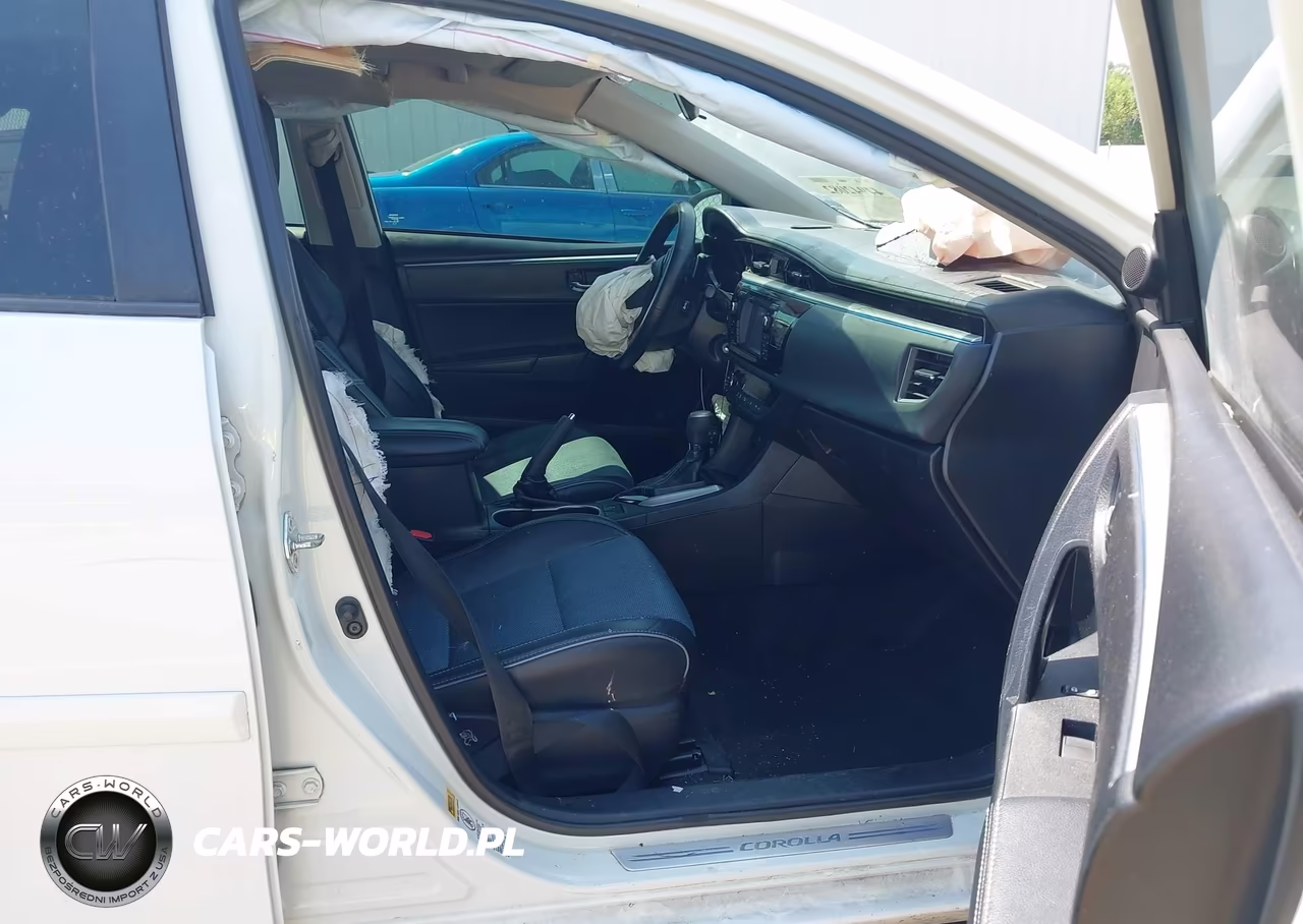 2015 Toyota Corolla S Plus VIN:2T1BURHE2FC462107 - 5