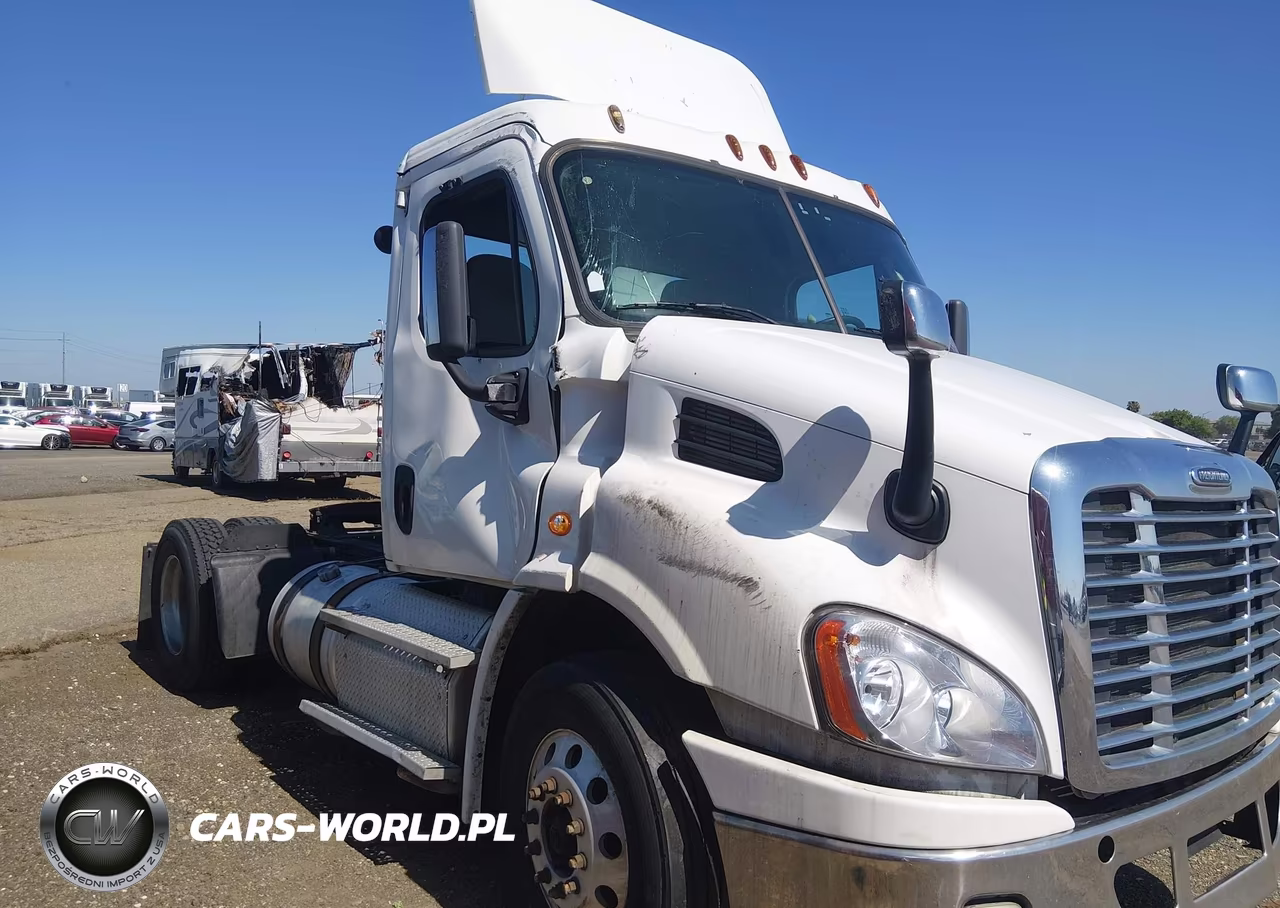 2014 Freightliner Cascadia 113 VIN:3AKBGADV8ESFZ4553 - 11