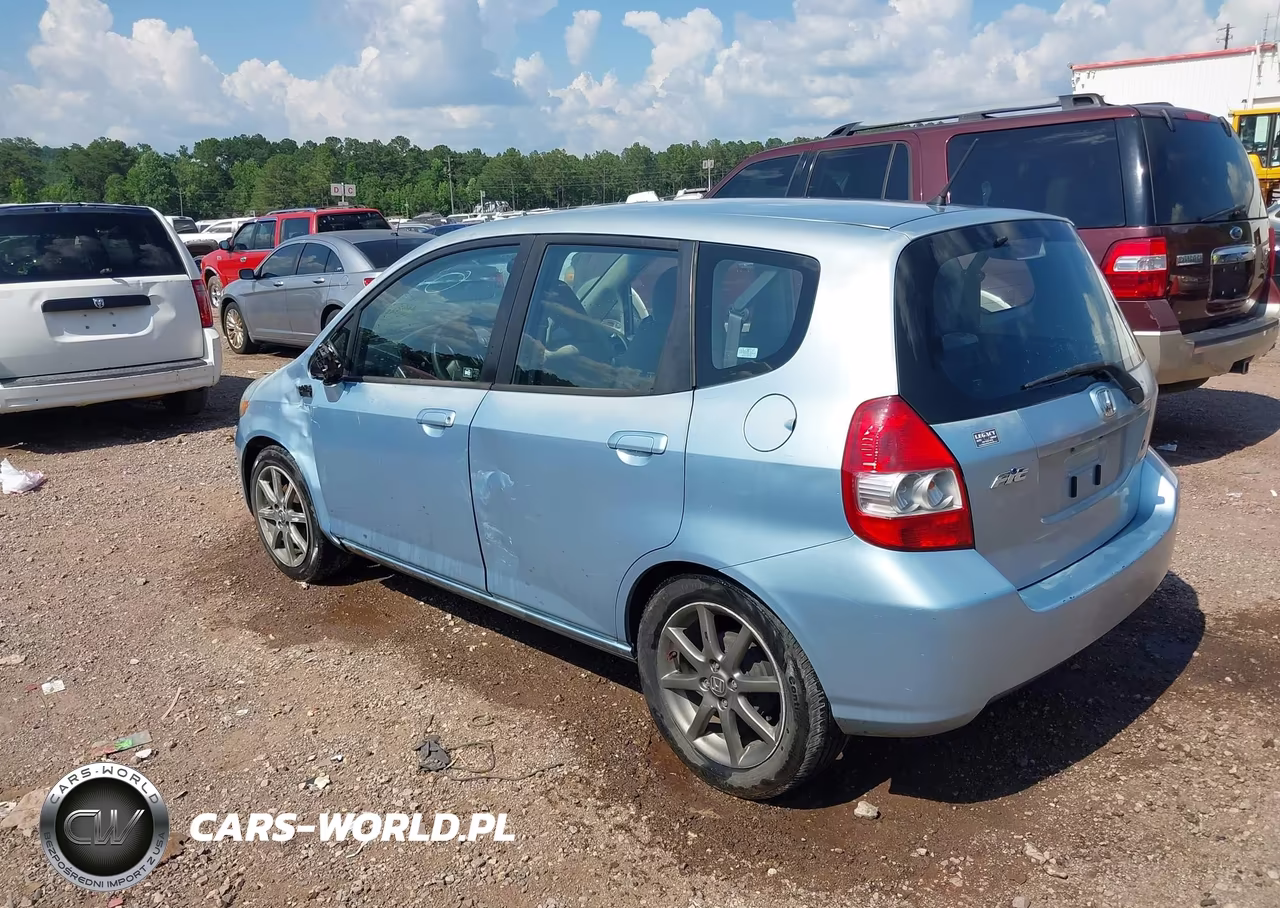 2007 Honda Fit VIN:JHMGD37467S059810 - 3