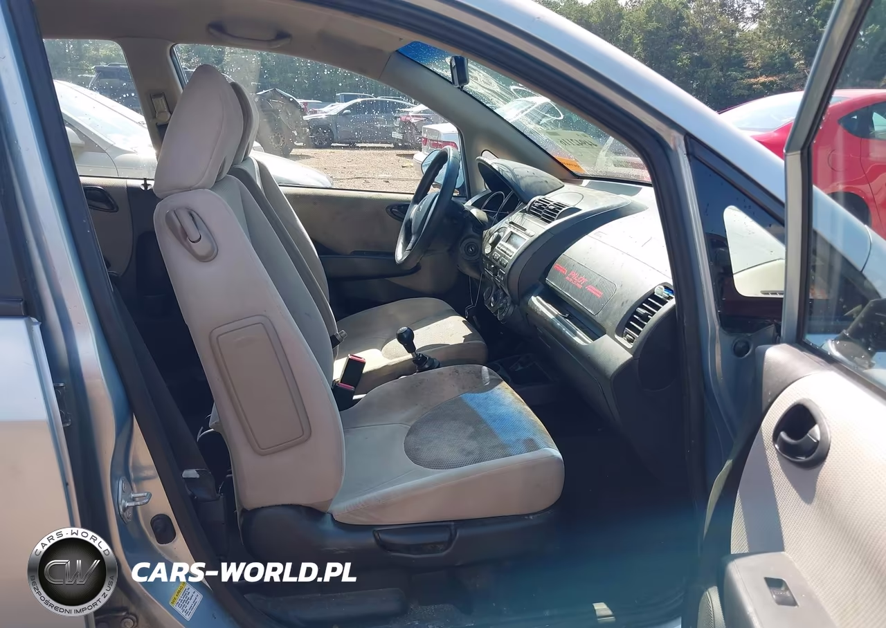 2007 Honda Fit VIN:JHMGD37467S059810 - 5