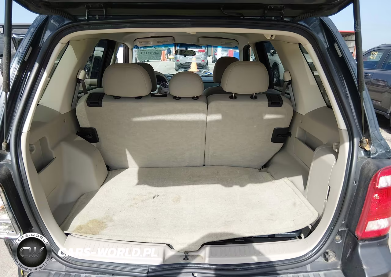 2008 Ford Escape Xlt VIN:1FMCU03138KB40657 - 18