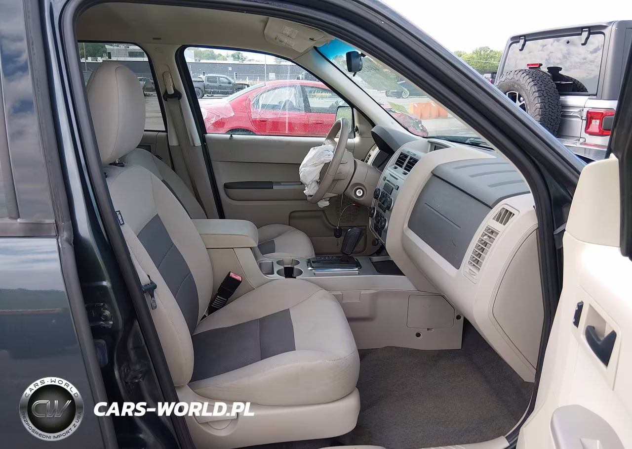 2008 Ford Escape Xlt VIN:1FMCU03138KB40657 - 5