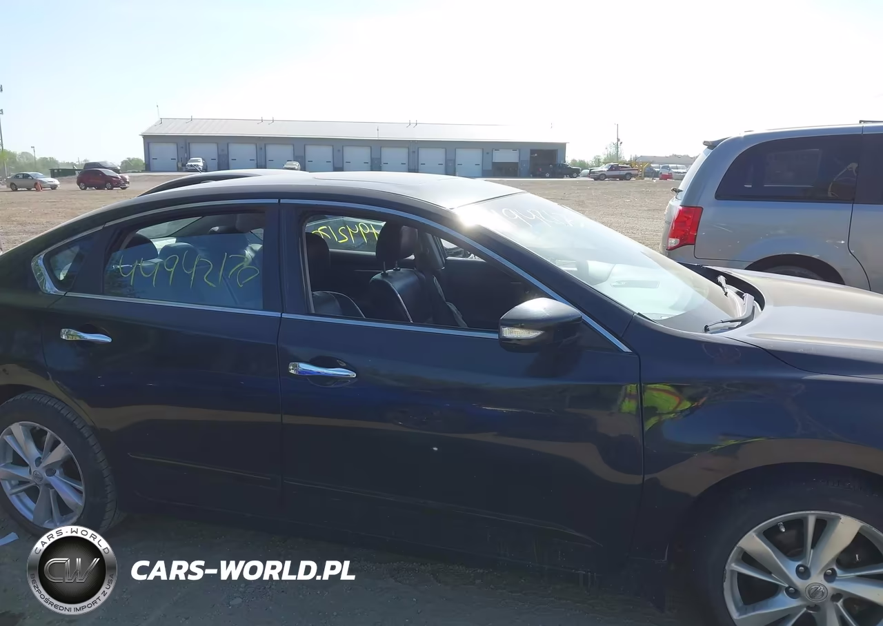 2015 Nissan Altima 2.5 VIN:1N4AL3AP5FN358396 - 14