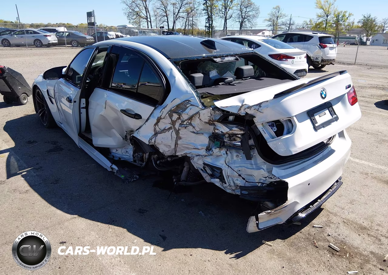 2015 BMW M3 VIN:WBS3C9C56FP805378 - 3