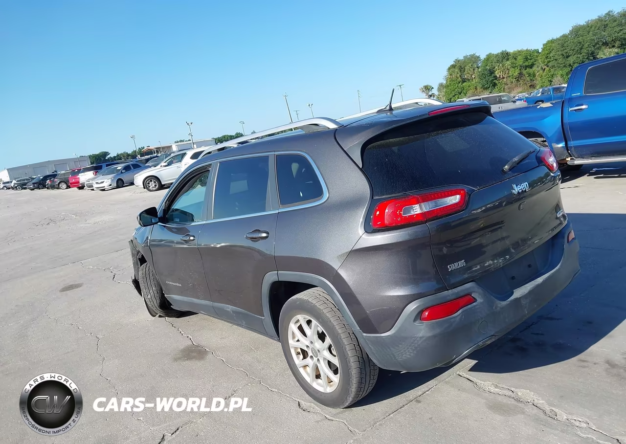 2014 Jeep Cherokee Latitude VIN:1C4PJLCB4EW245091 - 15