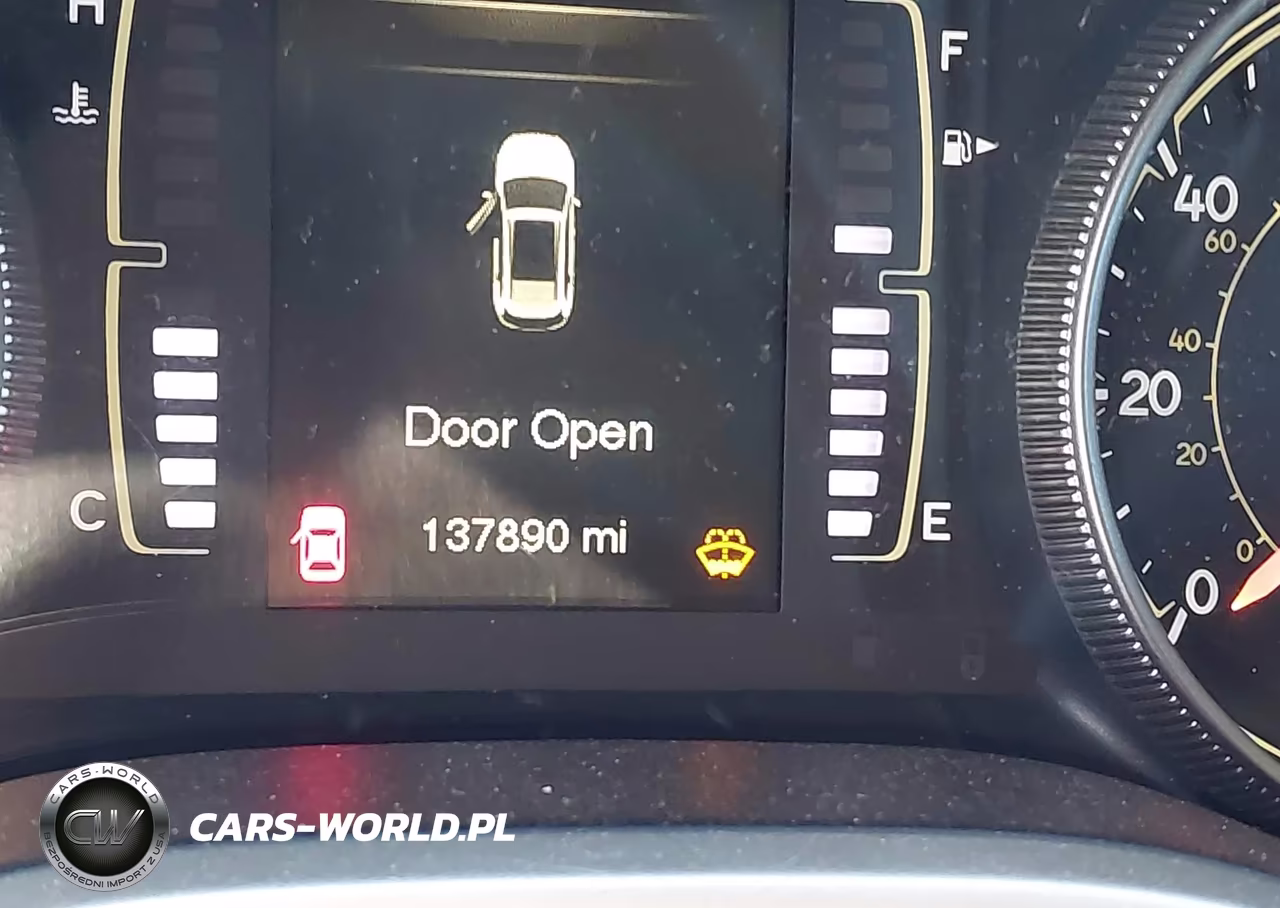 2014 Jeep Cherokee Latitude VIN:1C4PJLCB4EW245091 - 16