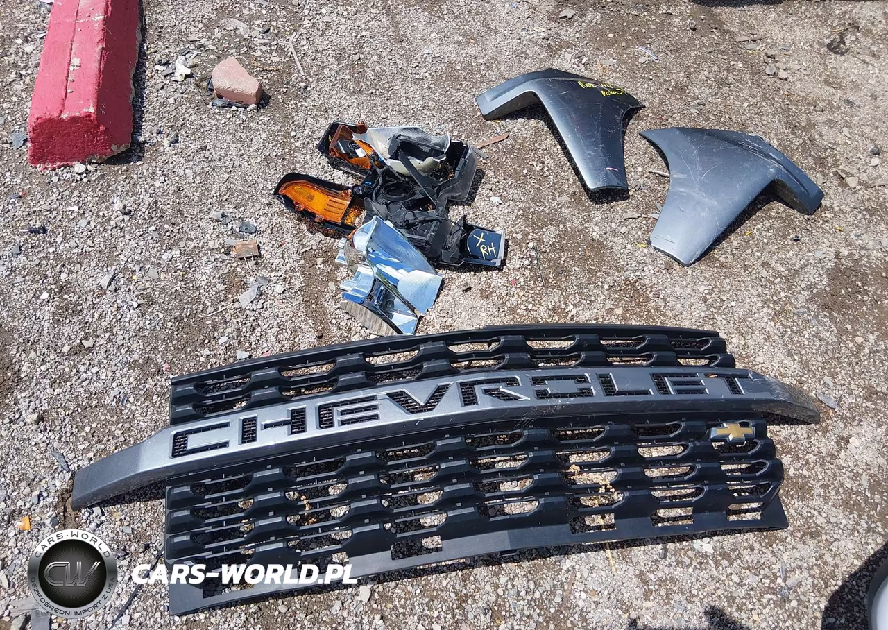 2019 Chevrolet Silverado 1500 Custom VIN:1GCRYBEH3KZ342244 - 12