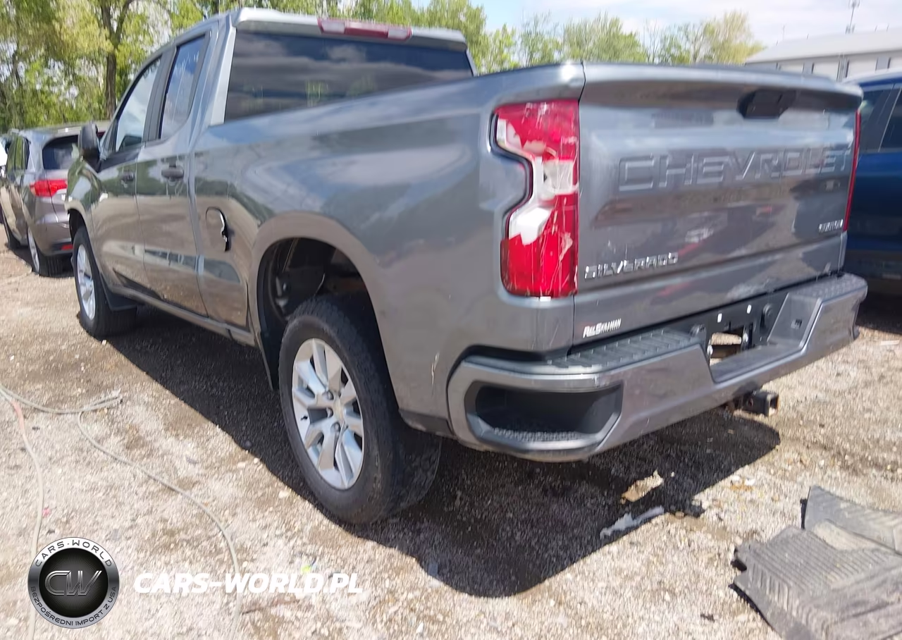 2019 Chevrolet Silverado 1500 Custom VIN:1GCRYBEH3KZ342244 - 3