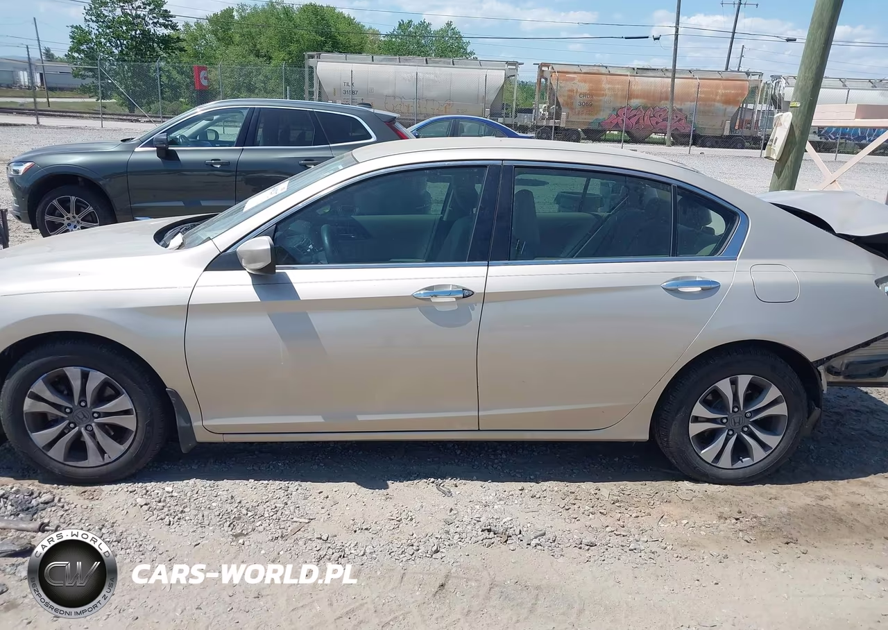 2013 Honda Accord Lx VIN:1HGCR2F3XDA172845 - 14