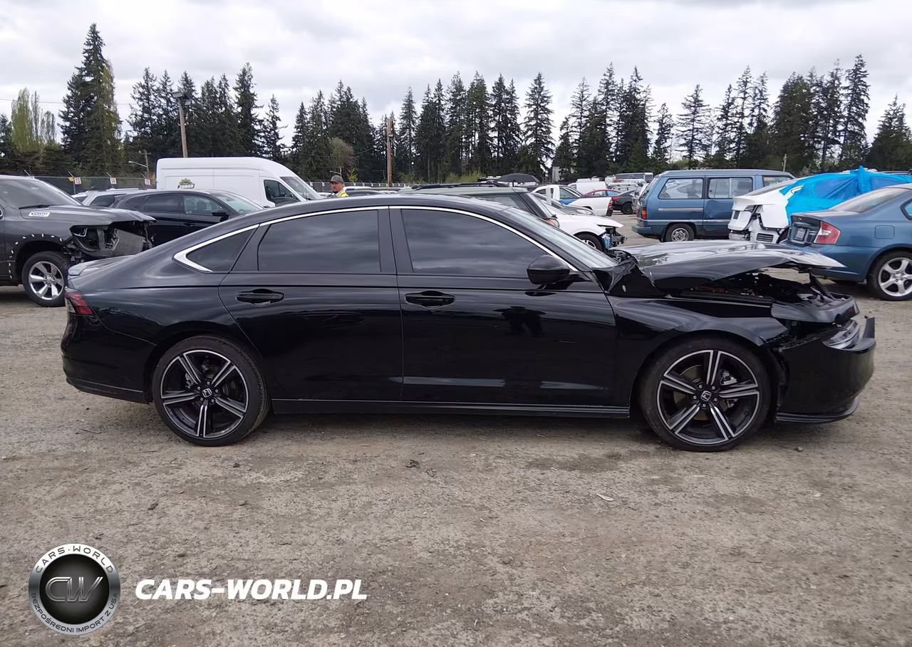 2025 Honda Accord Hybrid Sport VIN:1HGCY2F53SA037045 - 14