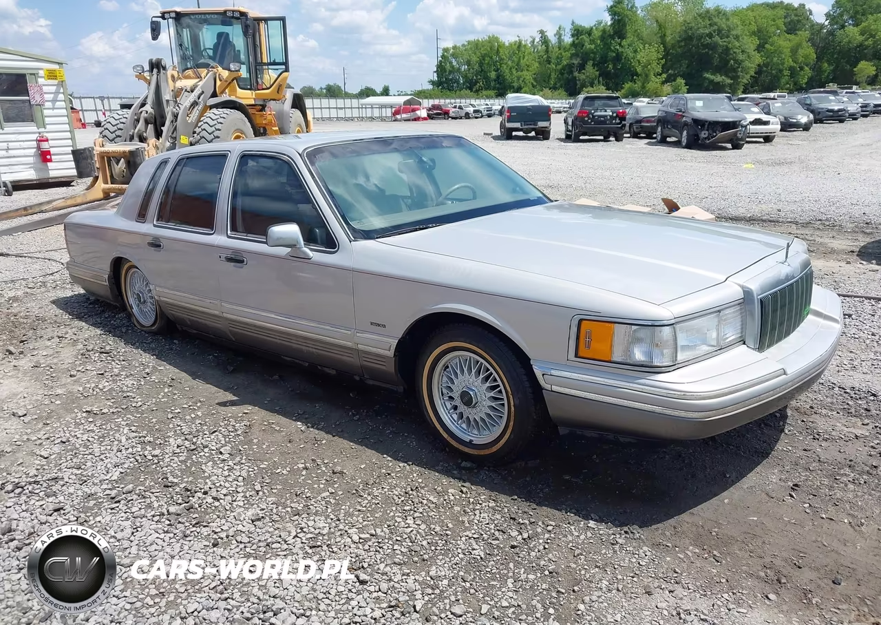 1991 Lincoln Town Car Cartier