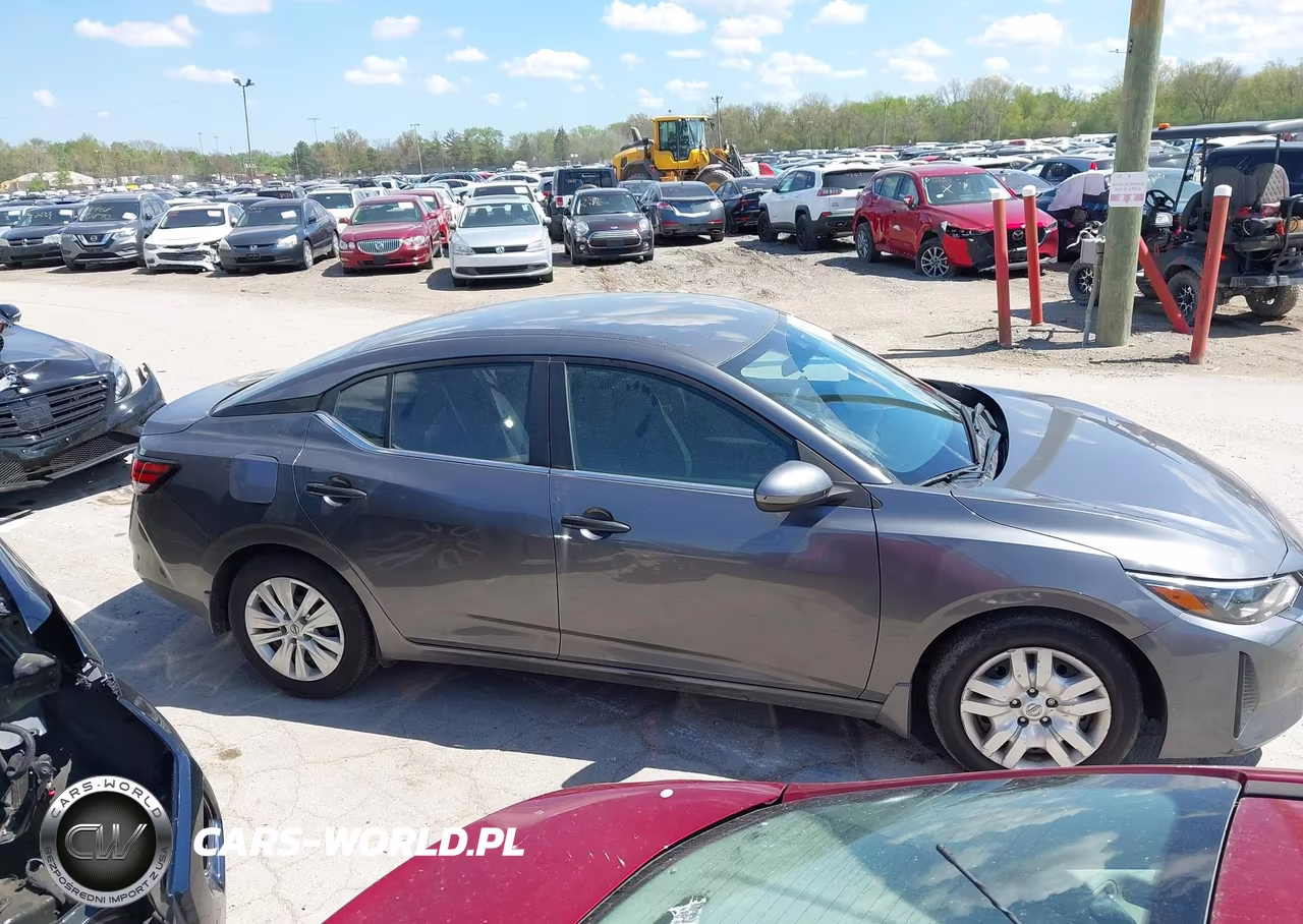 2025 Nissan Sentra S VIN:3N1AB8BV1SY222743 - 13