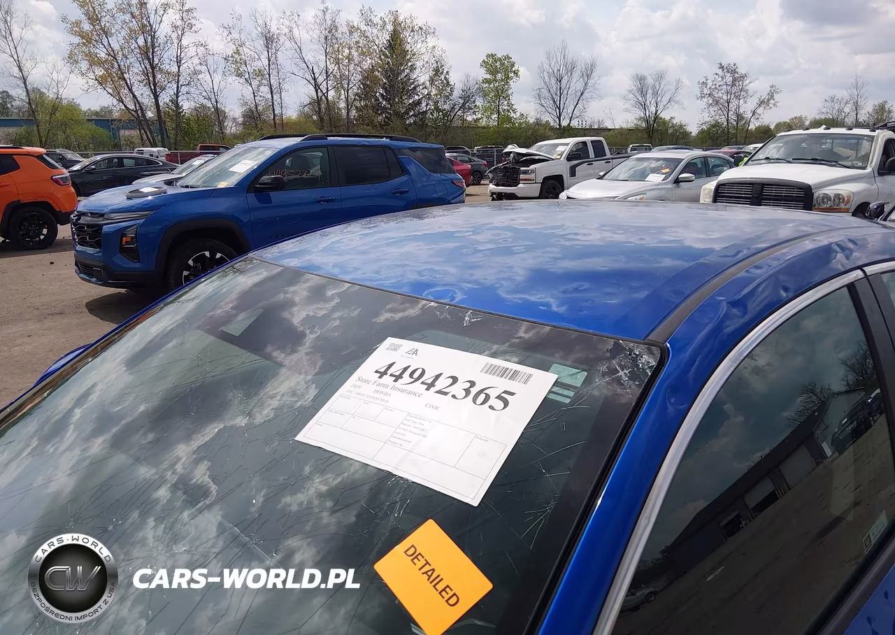 2019 Honda Civic Lx VIN:2HGFC2F65KH578510 - 17