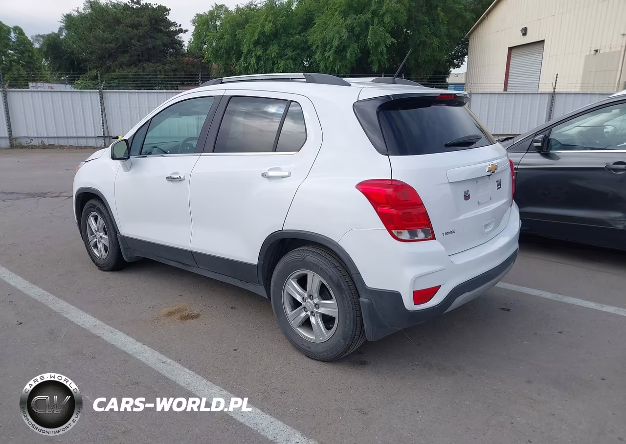 2019 Chevrolet Trax Lt VIN:3GNCJLSB1KL310357 - 3