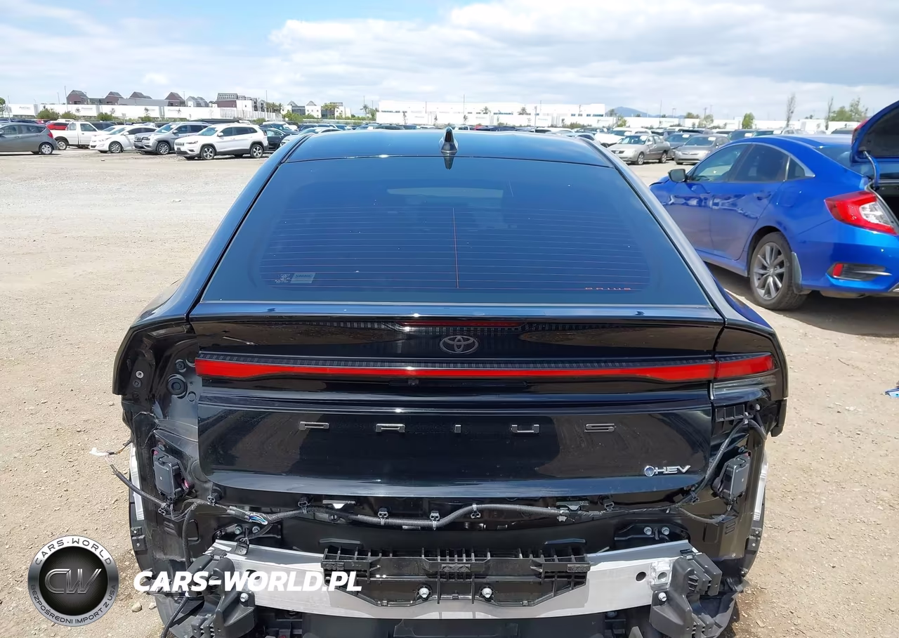 2023 Toyota Prius Le VIN:JTDACAAU7P3001626 - 17
