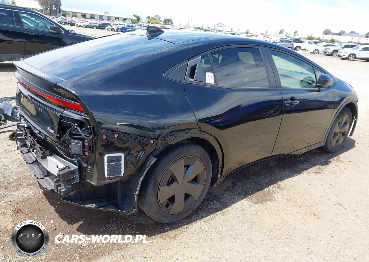 2023 Toyota Prius Le VIN:JTDACAAU7P3001626 - 4
