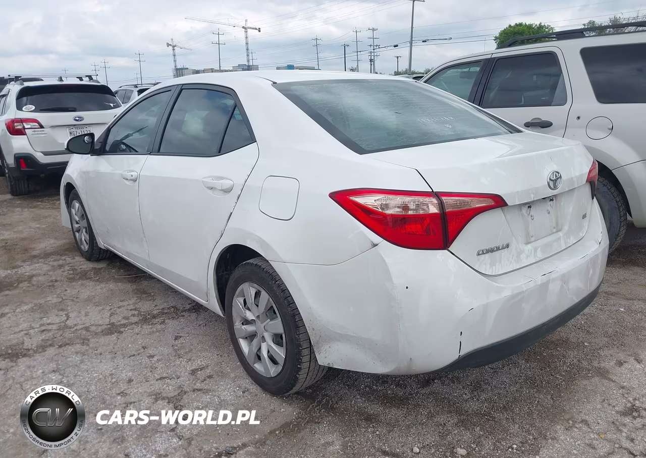 2017 Toyota Corolla Le VIN:5YFBURHE9HP684579 - 3
