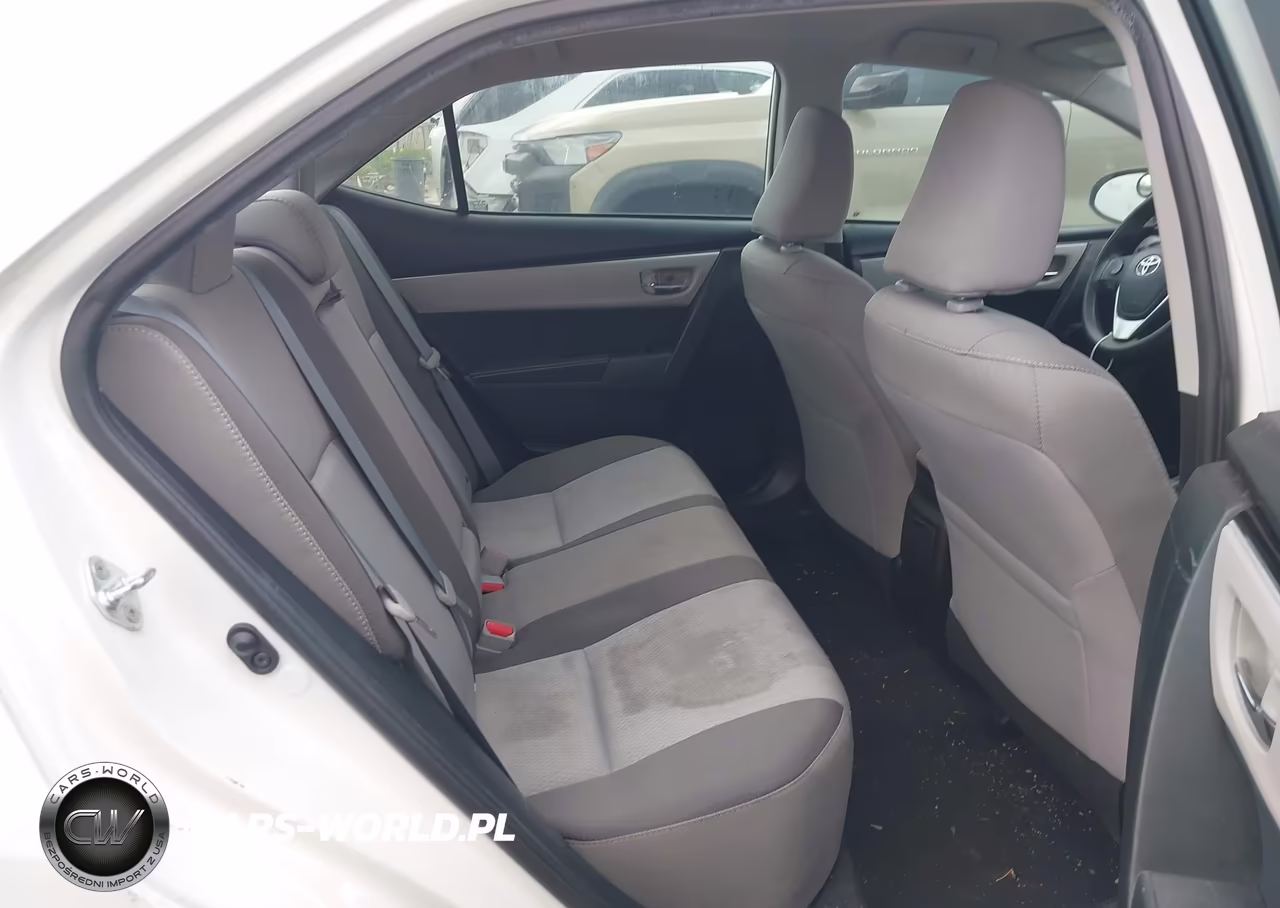 2017 Toyota Corolla Le VIN:5YFBURHE9HP684579 - 8