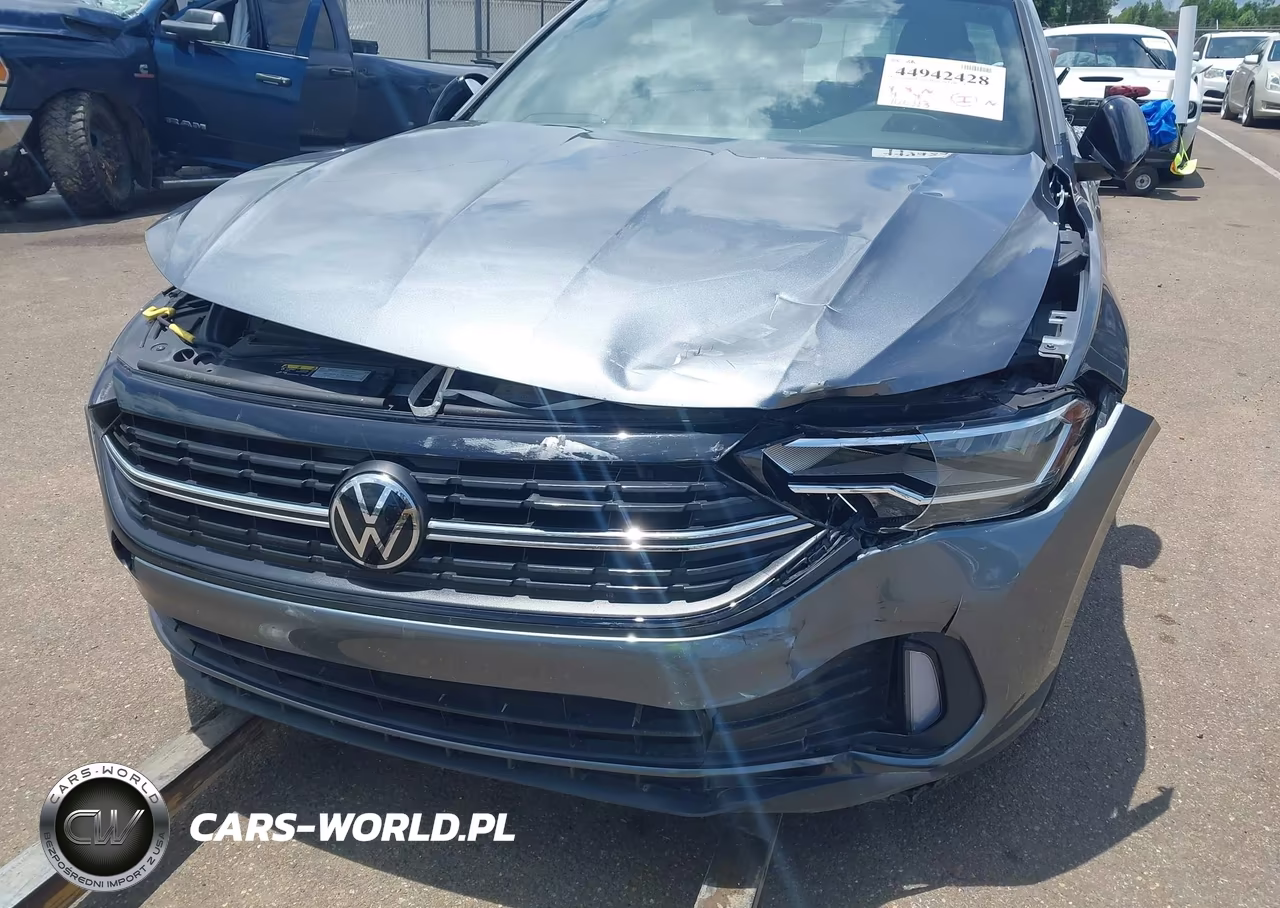2024 Volkswagen Jetta Sport VIN:3VWBM7BU7RM060211 - 6