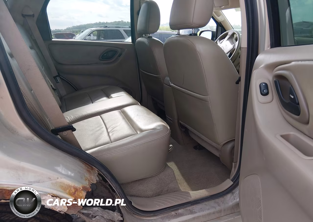 2005 Ford Escape Limited VIN:1FMYU04185KC71972 - 8