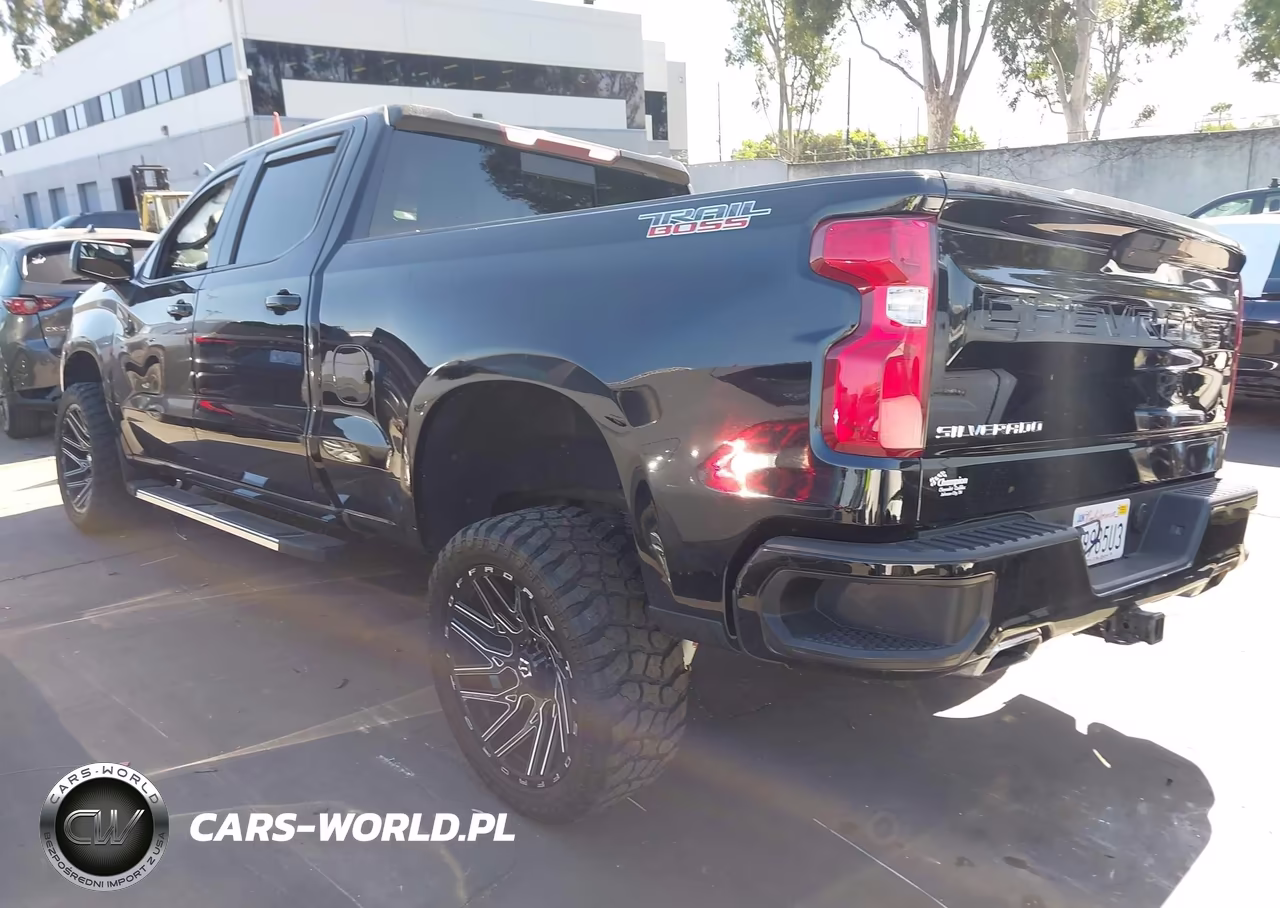 2021 Chevrolet Silverado 1500 4Wd Standard Bed Lt Trail Boss VIN:1GCPYFEL0MZ328629 - 3