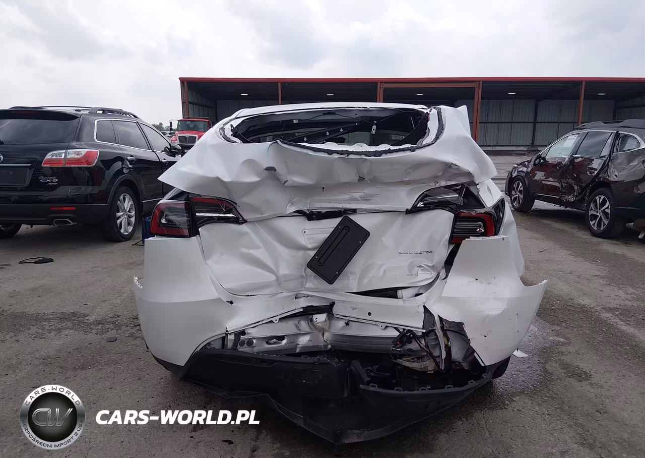 2021 Tesla Model Y Long Range Dual Motor All-Wheel Drive VIN:5YJYGDEE1MF152029 - 17