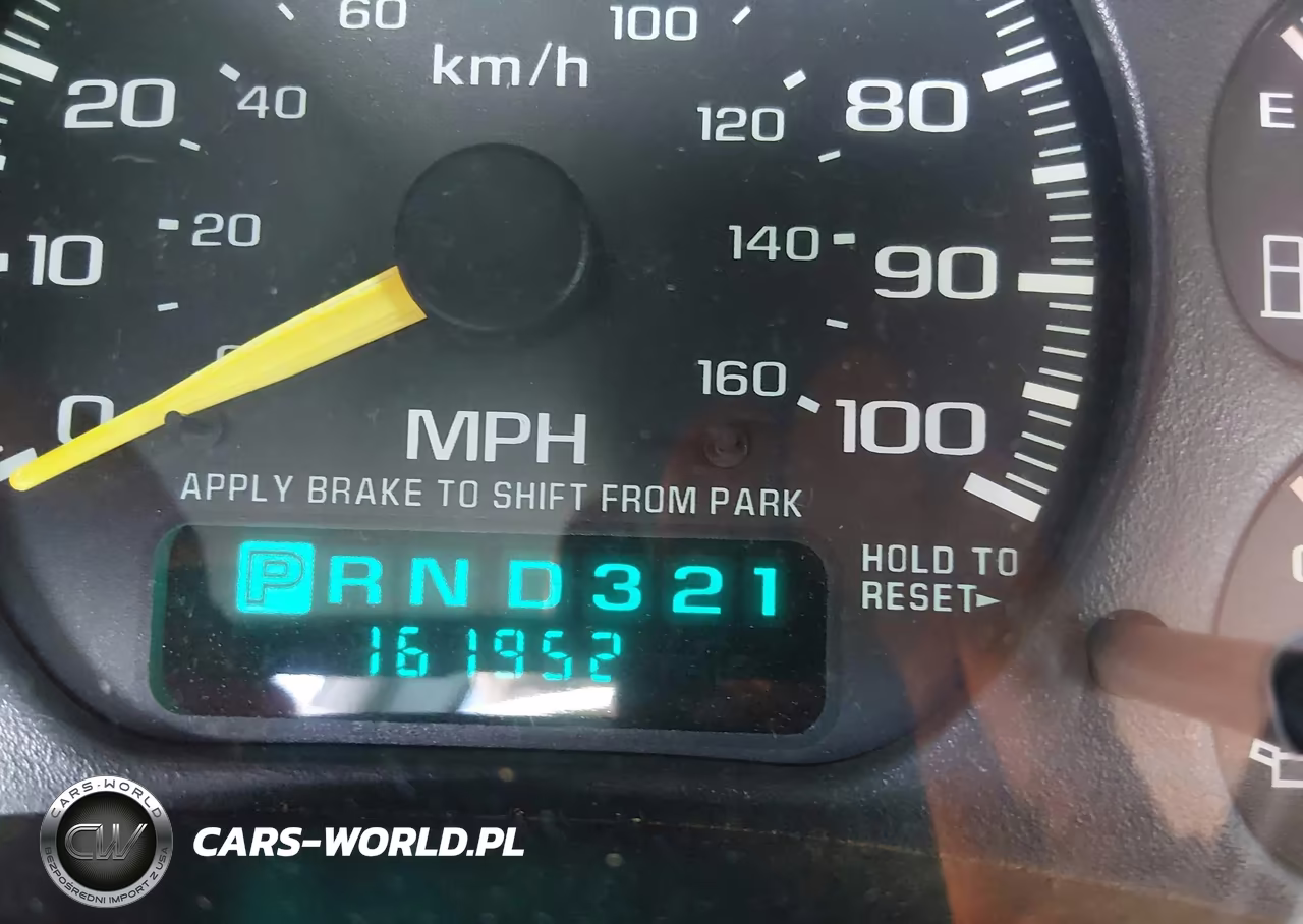 1999 Chevrolet Silverado 1500 VIN:1GCEC14W5XZ145302 - 15