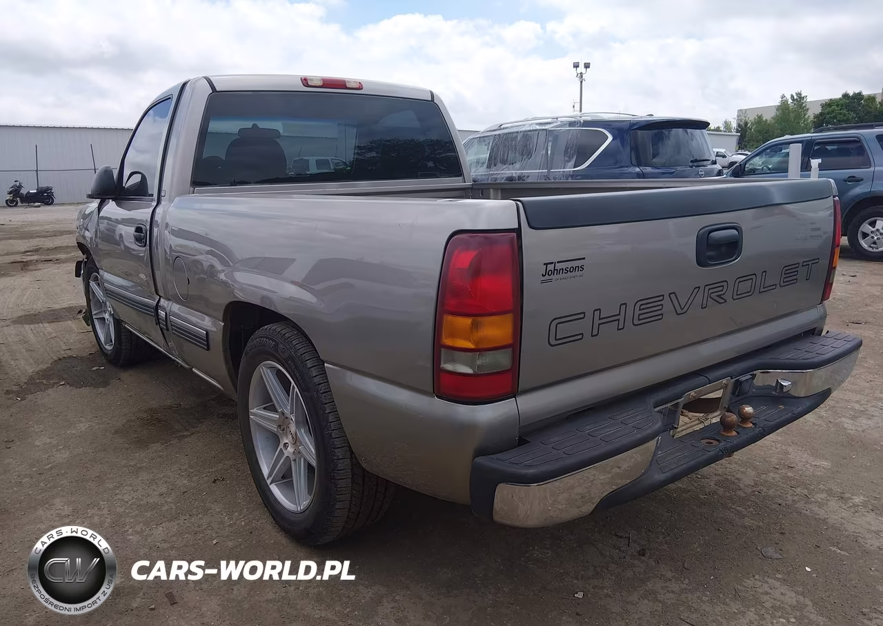1999 Chevrolet Silverado 1500 VIN:1GCEC14W5XZ145302 - 3