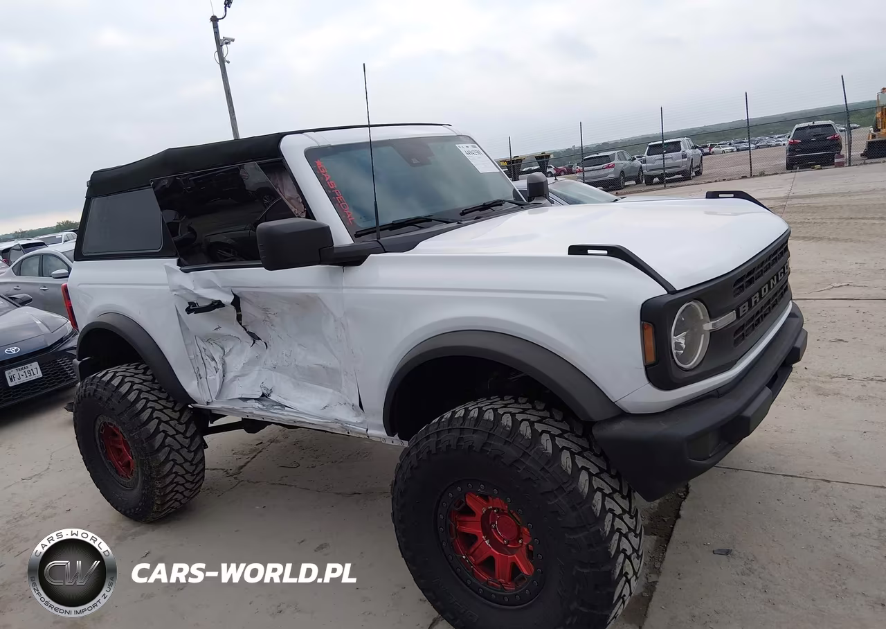 2022 Ford Bronco VIN:1FMDE5AP9NLB06203 - 13