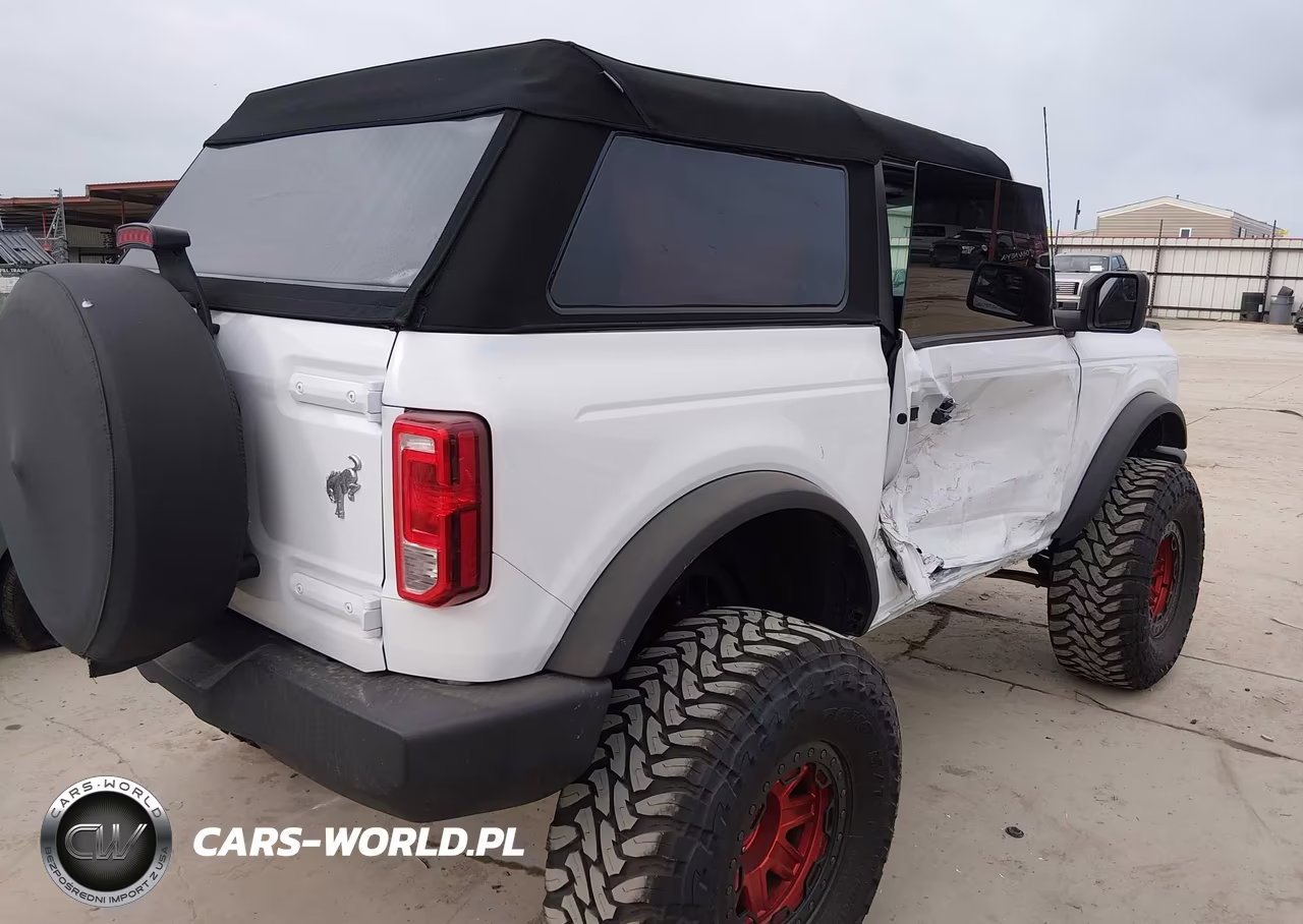2022 Ford Bronco VIN:1FMDE5AP9NLB06203 - 4