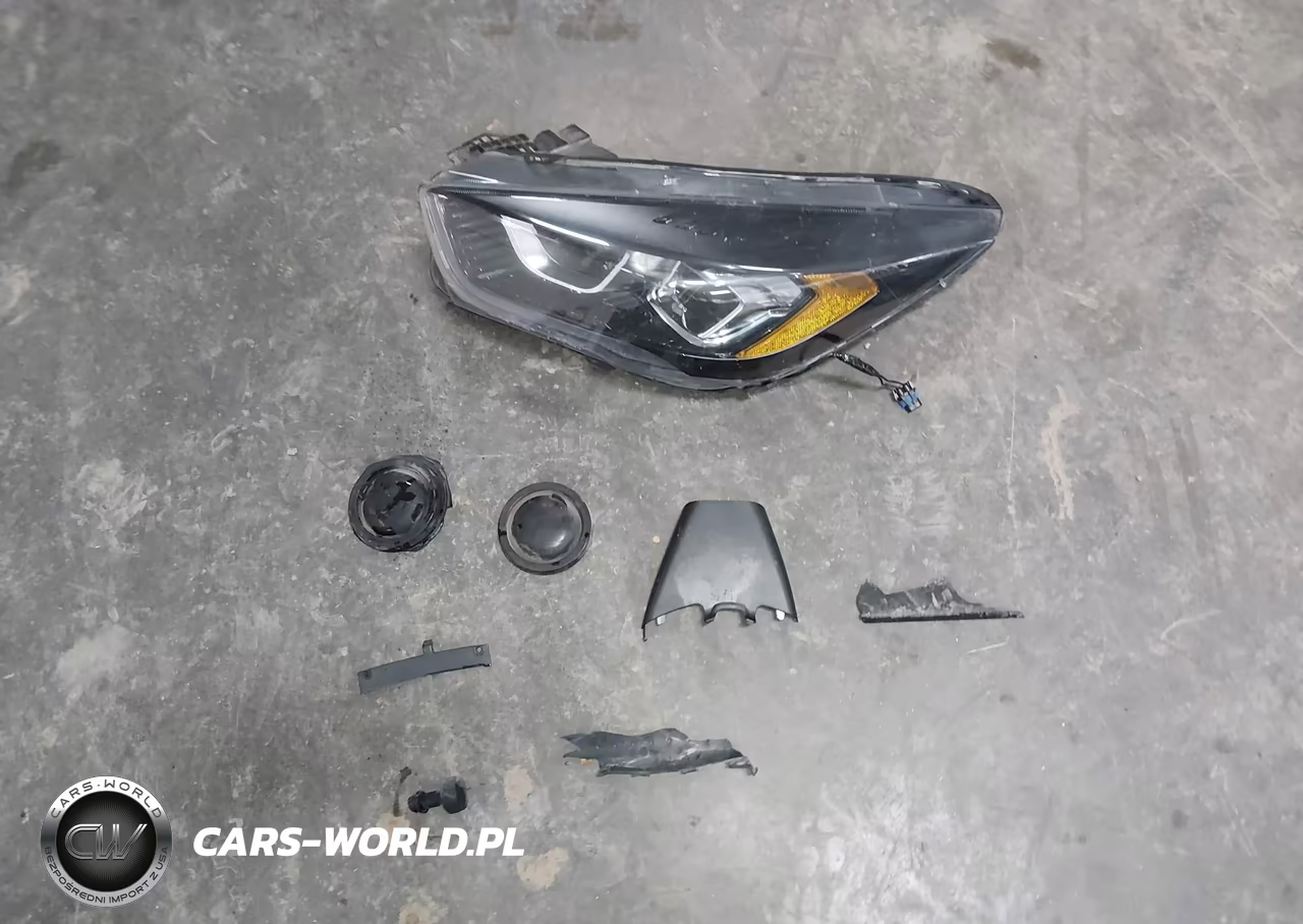 2018 Ford Escape Se VIN:1FMCU9GD9JUA41926 - 12