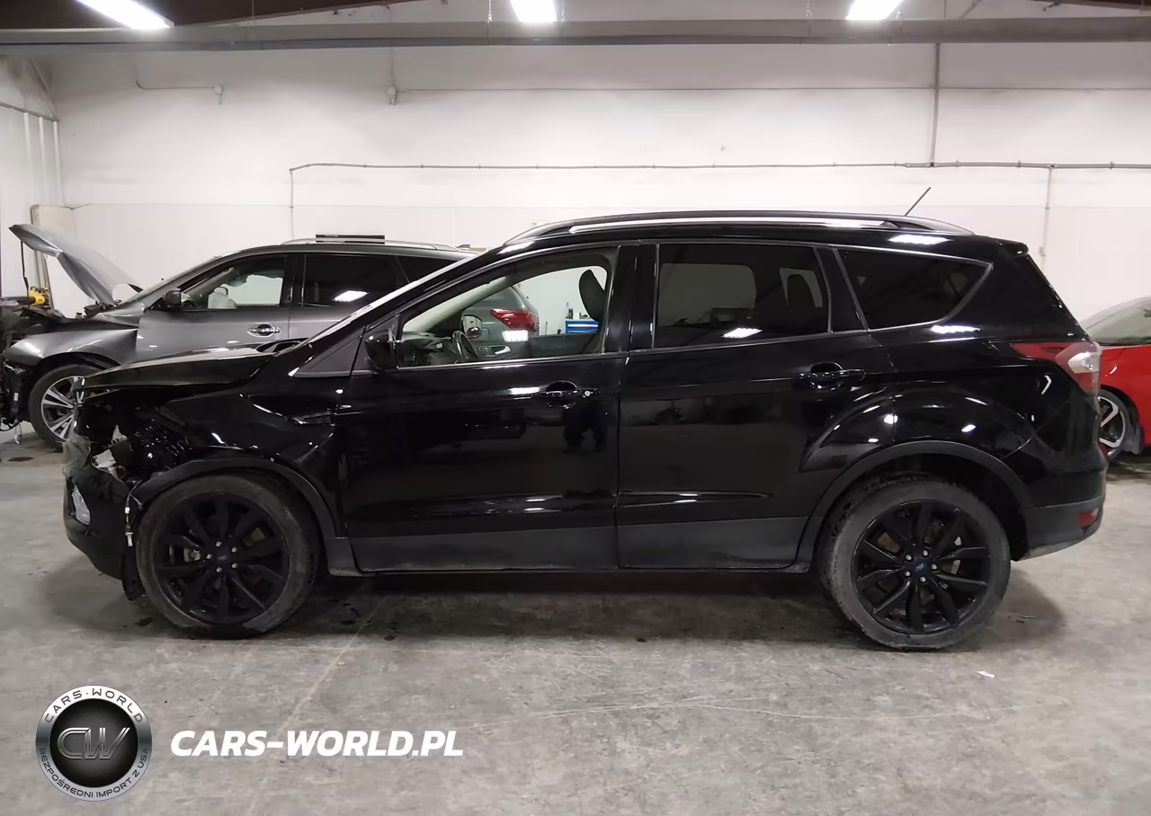 2018 Ford Escape Se VIN:1FMCU9GD9JUA41926 - 15