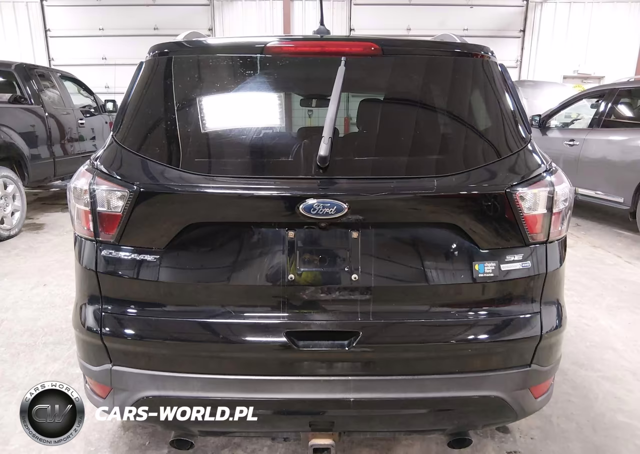 2018 Ford Escape Se VIN:1FMCU9GD9JUA41926 - 17