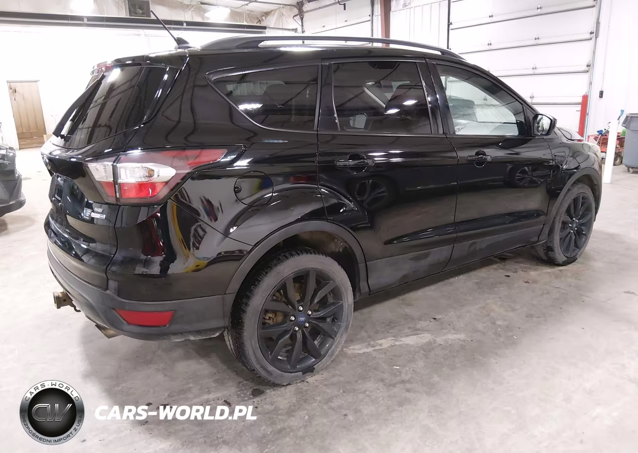 2018 Ford Escape Se VIN:1FMCU9GD9JUA41926 - 4