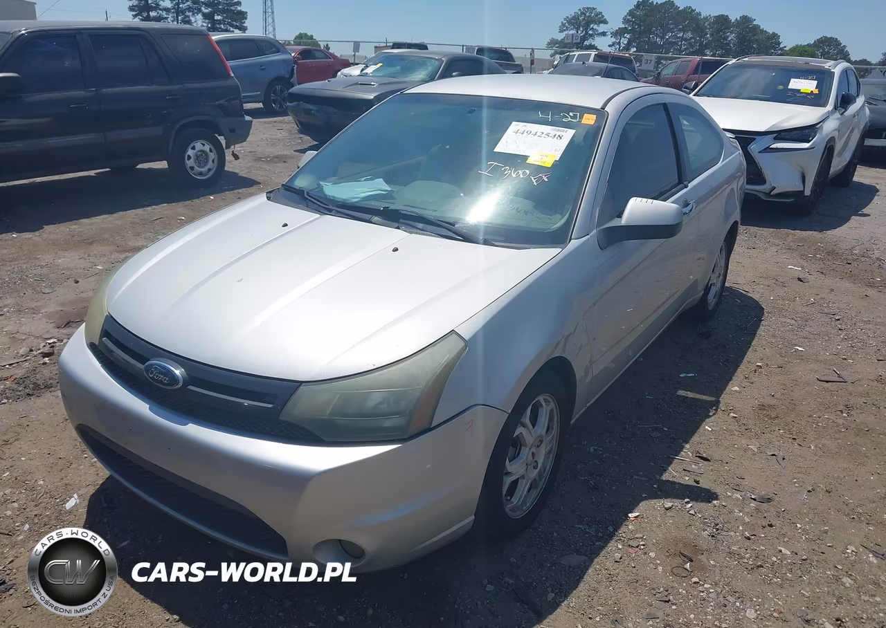 2009 Ford Focus Se VIN:1FAHP32N39W177229 - 2
