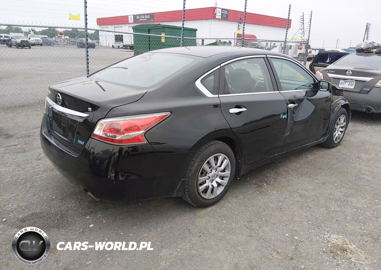 2014 Nissan Altima 2.5 S VIN:1N4AL3AP5EC193573 - 4