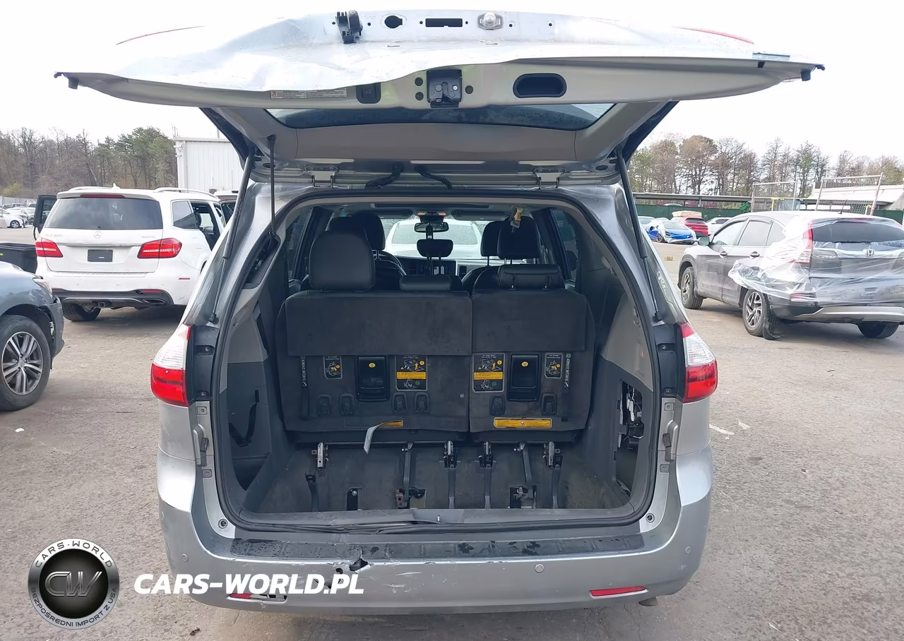2017 Toyota Sienna Xle 8 Passenger VIN:5TDYZ3DC9HS767756 - 17