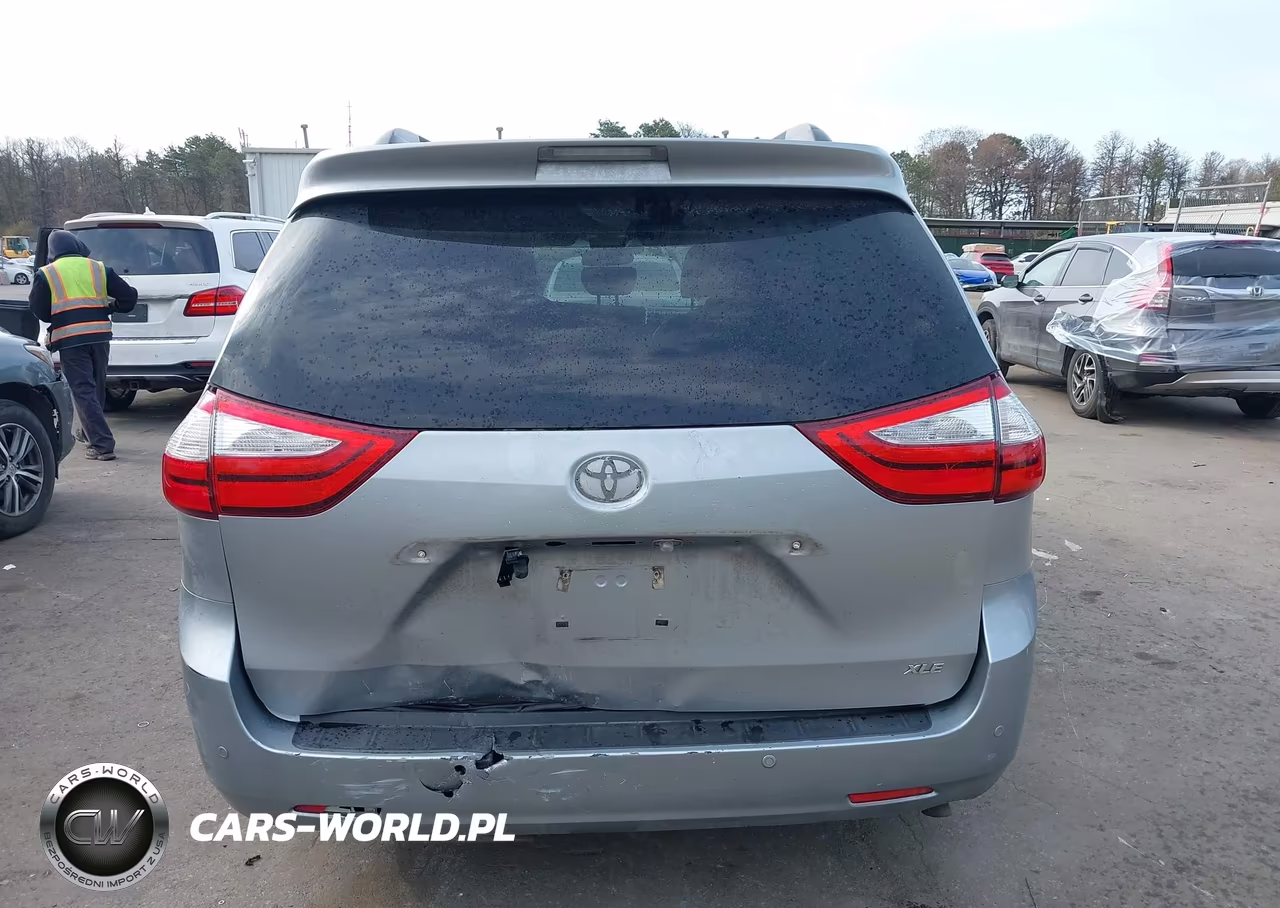 2017 Toyota Sienna Xle 8 Passenger VIN:5TDYZ3DC9HS767756 - 6
