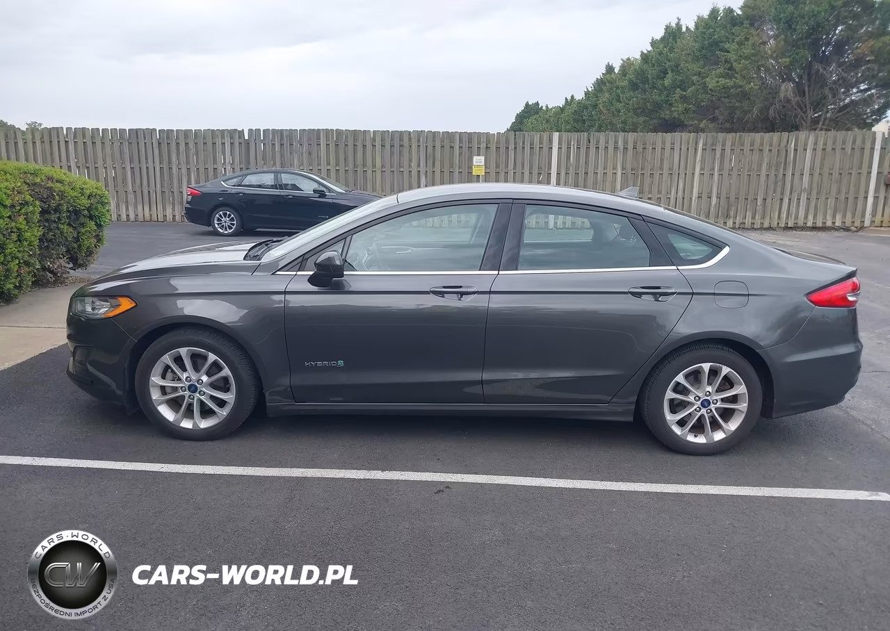 2019 Ford Fusion Hybrid Se VIN:3FA6P0LU7KR211483 - 13
