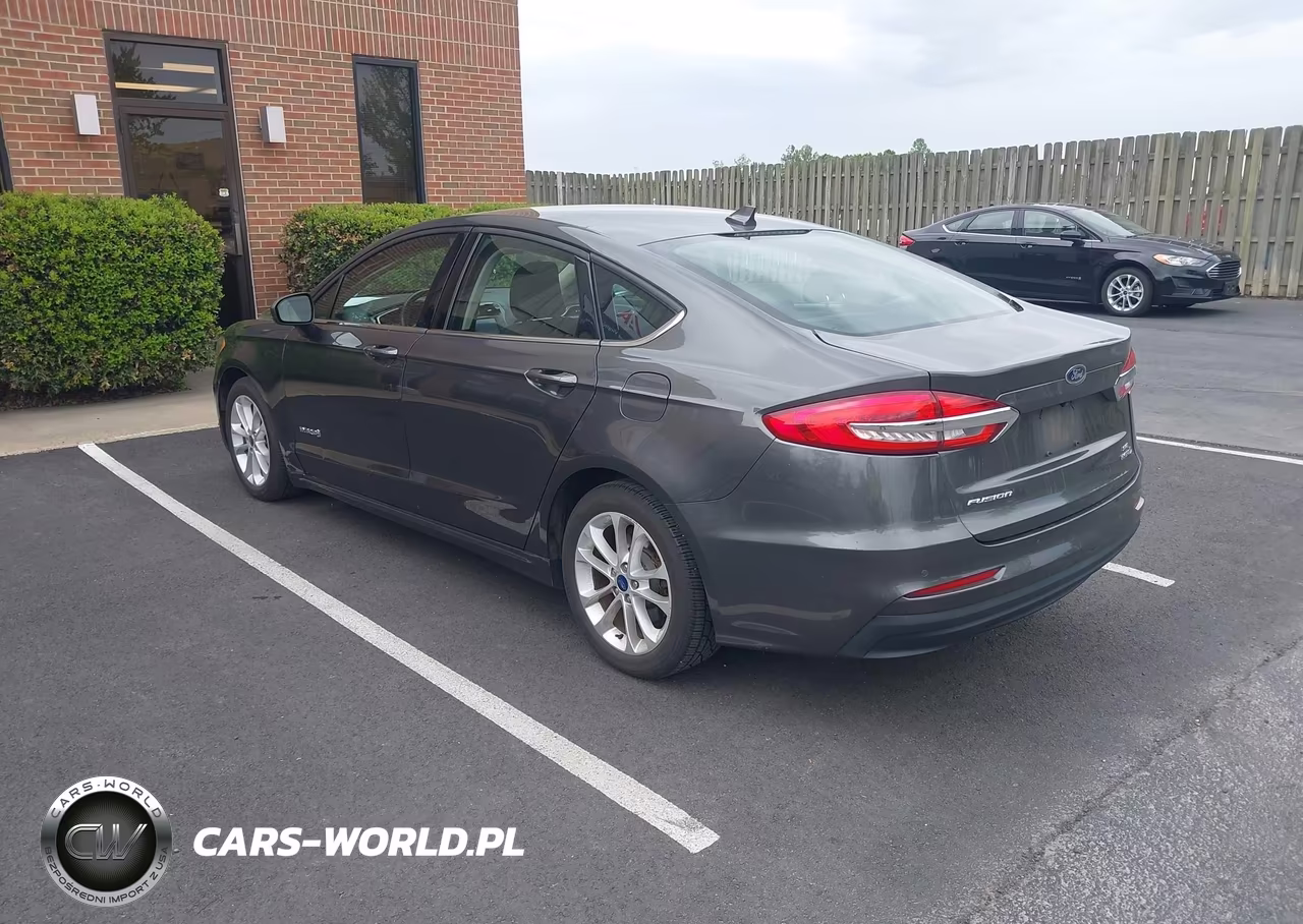 2019 Ford Fusion Hybrid Se VIN:3FA6P0LU7KR211483 - 3